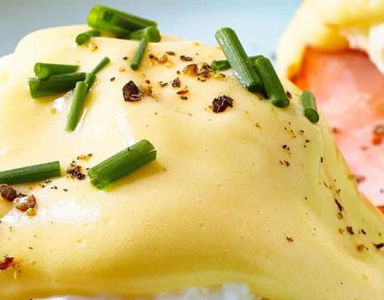 Bacon Eggs Benedict