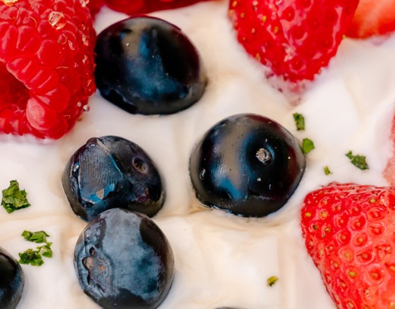 Granola & Fruit