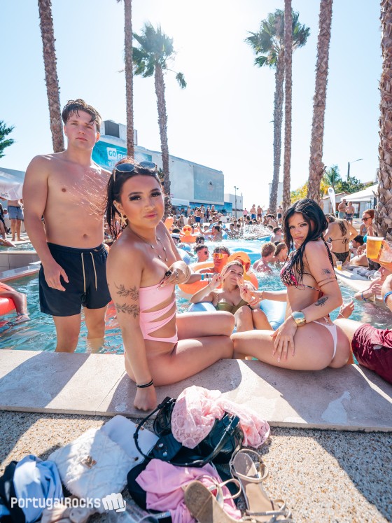 boat-and-pool-party-entrance-only-package