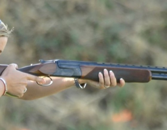 Get the boys and girls together for this once-in-a-lifetime opportunity to shoot clays at Portugal's number-one shooting range. This stag weekend activity is a fantastic morning or afternoon out and sets up your day nicely.