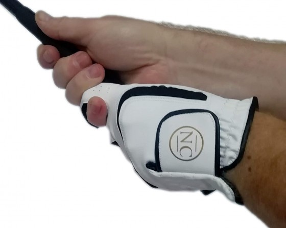 Get this unique personalised golf glove, the perfect golf gift for him. Up to 3 gold-coloured initials and with its own gift box also printed with the initials it's a fantastic present for a golfer.&nbsp;